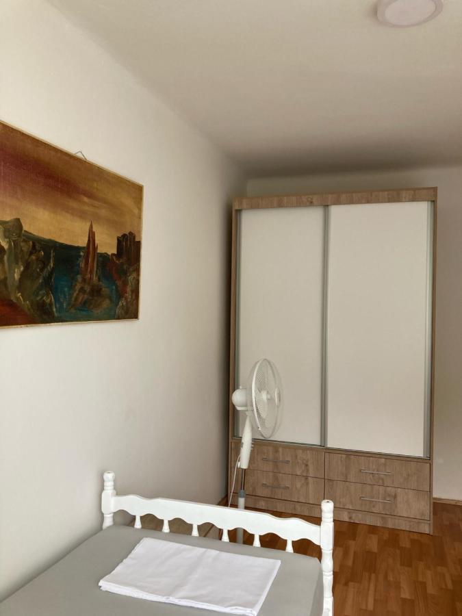 Apartman Jelena Mostar Bagian luar foto